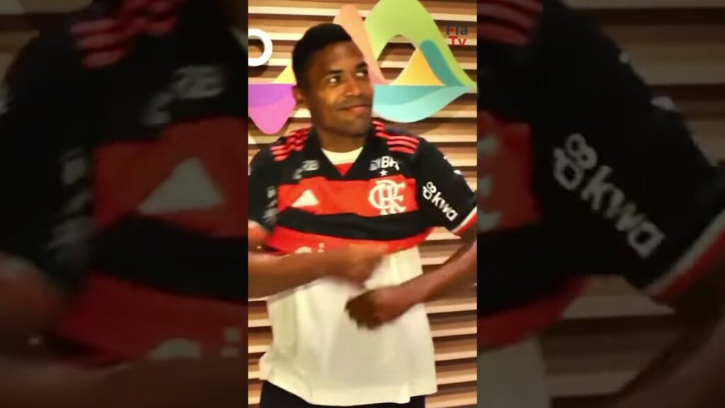 Alex Sandro é o terceiro reforço da janela rubro-negra #flatv #flamengo