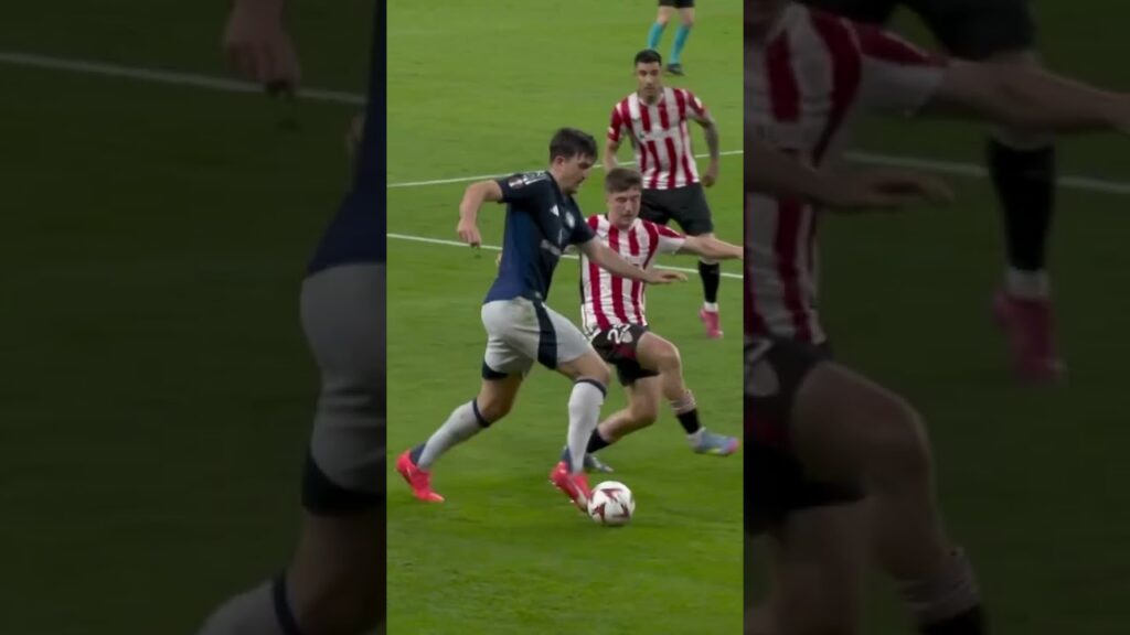 Maguire the winger… who says no? 😆