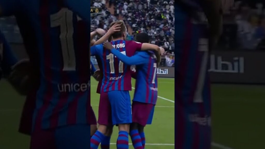 Luuk de Jong brings Barcelona LEVEL! | #shorts