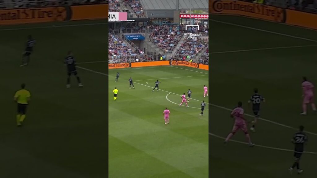 LIONEL MESSI SCORES FROM JORDI ALBA ASSIST 🥺 #football #soccer #shorts