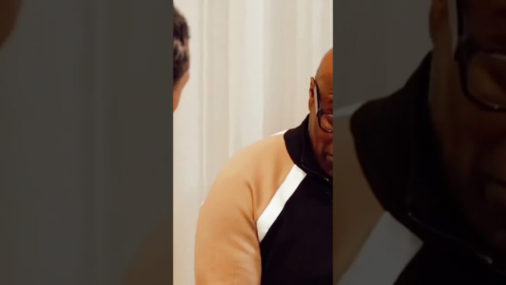 You won't believe Nathan Ake Can Do This? 😯 #shorts #ytshorts #ake #footballshorts