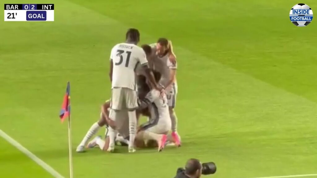 Denzel Dumfries Bicycle-Kick GOAL vs Barcelona |  Dumfries Goal vs Barcelona!