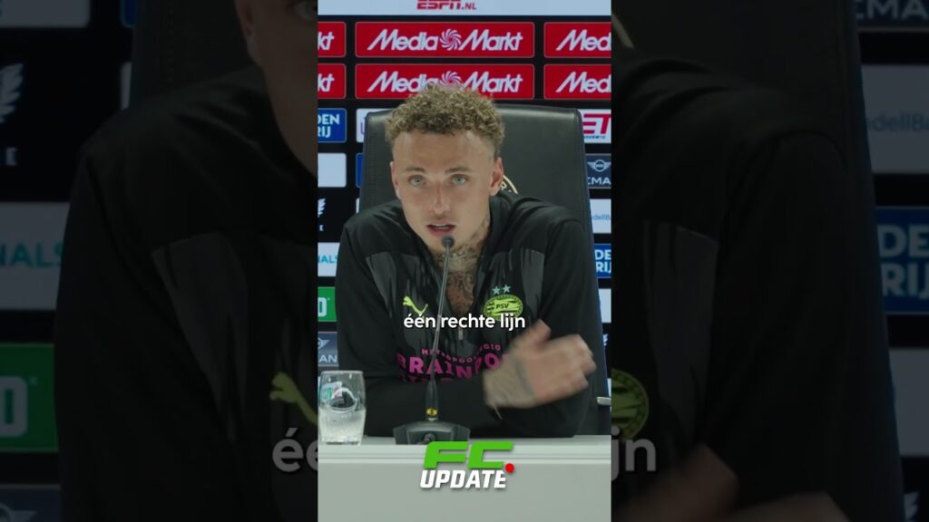 Noa Lang valt Rik Elfrink aan na opmerking #fcupdate #psv