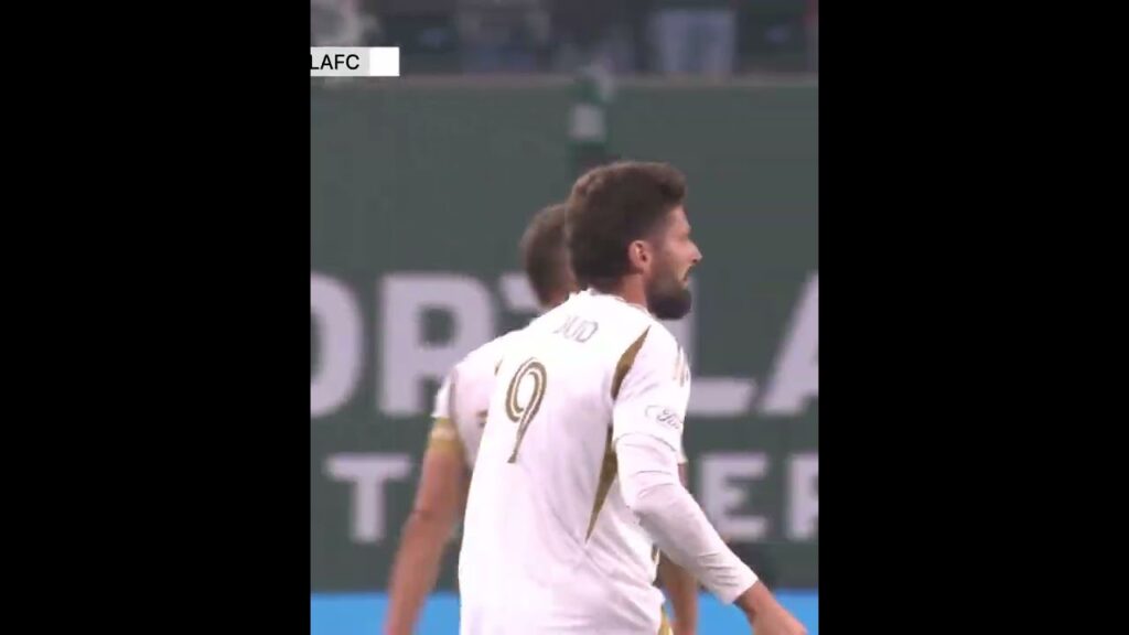 ¡Golazo de Olivier Giroud!  #Shorts | ESPN Deportes (Vía: @mls por Apple TV)