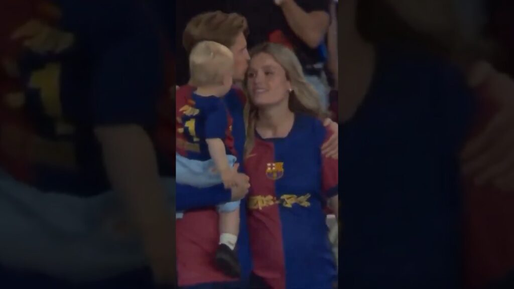 ❤️ Frenkie De Jong avec sa femme et sa fille lors de la fête du titre (Barça) #football #shorts