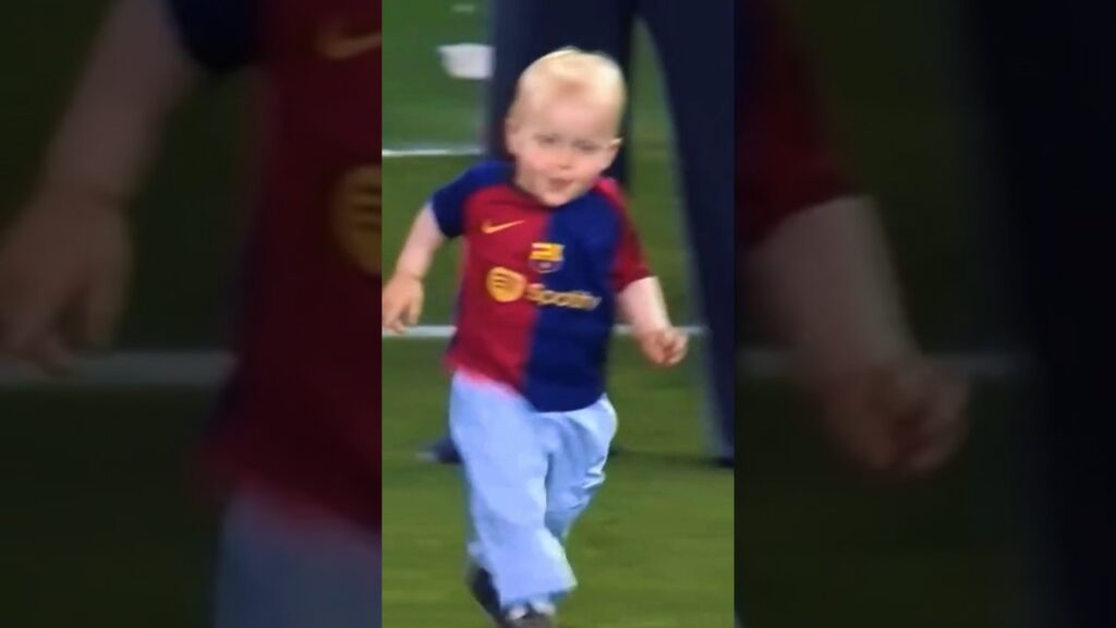 ❤️🤣 le fils de Frenkie De Jong court comme son père (Barça) #football #shorts