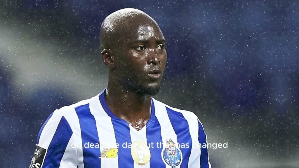 Barcelona makes move for Danilo Pereira