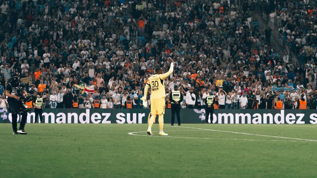 Les รฉmotions | Steve Mandanda, hommage รฉmouvant d’une ๐๐ฒฬ๐ด๐ฒ๐ป๐ฑ๐ฒ ๐ฑ๐ฒ ๐น๐ฎ ๐๐ถ๐ด๐๐ฒ ๐ญ Les รฉmotions | Steve Mandanda, hommage รฉmouvant d'une ๐๐ฒฬ๐ด๐ฒ๐ป๐ฑ๐ฒ ๐ฑ๐ฒ ๐น๐ฎ ๐๐ถ๐ด๐๐ฒ ๐ญ