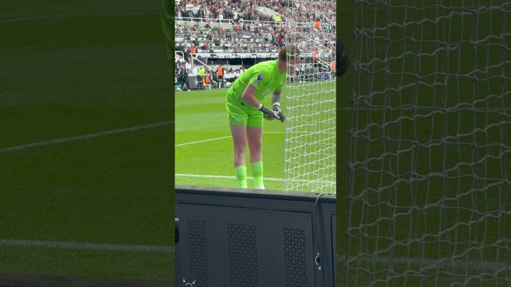 Jordan Pickford and Newcastle fans. Gallowgate response and reaction. Nufc v Everton. 25.5.25