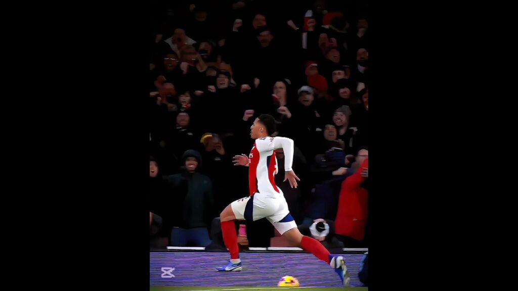 William Saliba 🤩🔥 | ib: @Scouservisuals || Best CB Rn || #football #arsenal #saliba #shorts