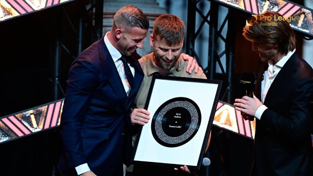 The BRILLIANT ode to Toby Alderweireld by Tourist LeMC! 🎤🥹