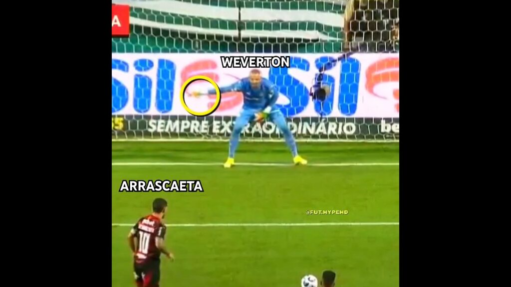 ARRASCAETA x WEVERTON