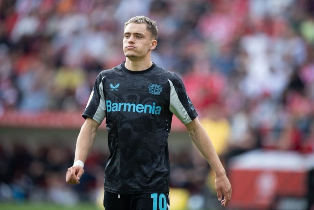 Bayern believe Florian Wirtz is on course for Liverpool move if he leaves Bayer Leverkusen this summer. Clubs would still need to agree deal - not a formality - but Wirtz prefers a move to Anfield [@David_Ornstein]