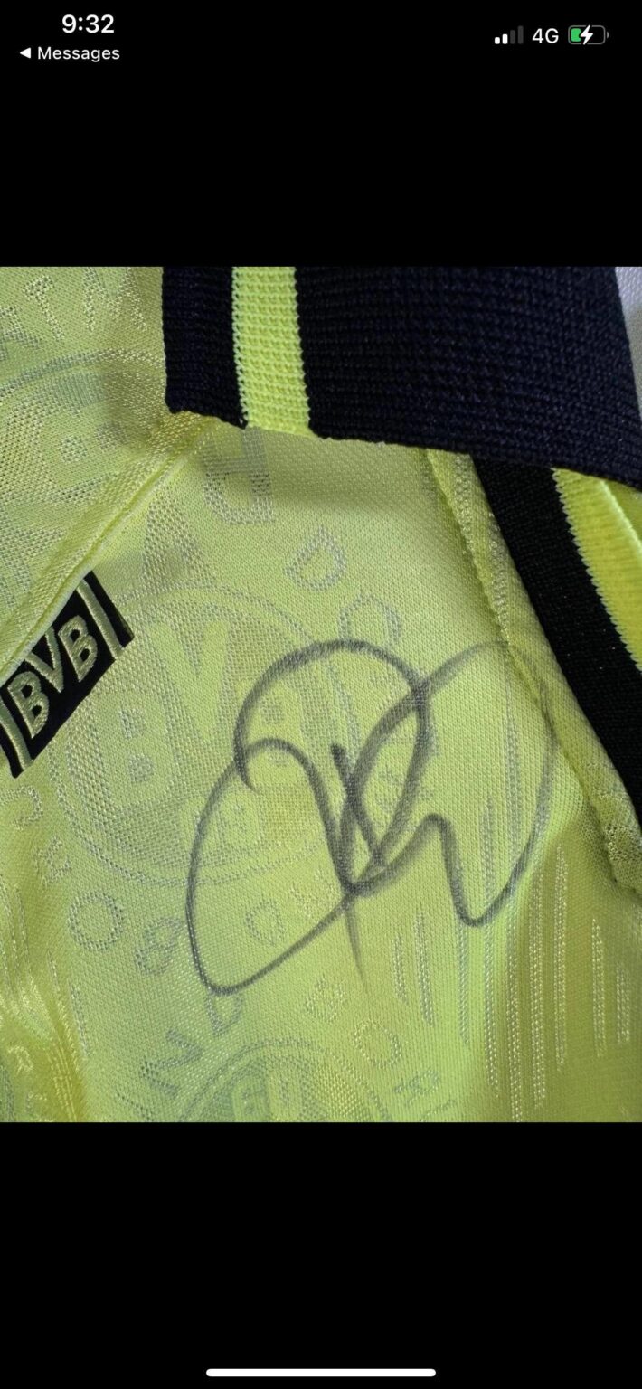 Can Anyone Verify This Signature?