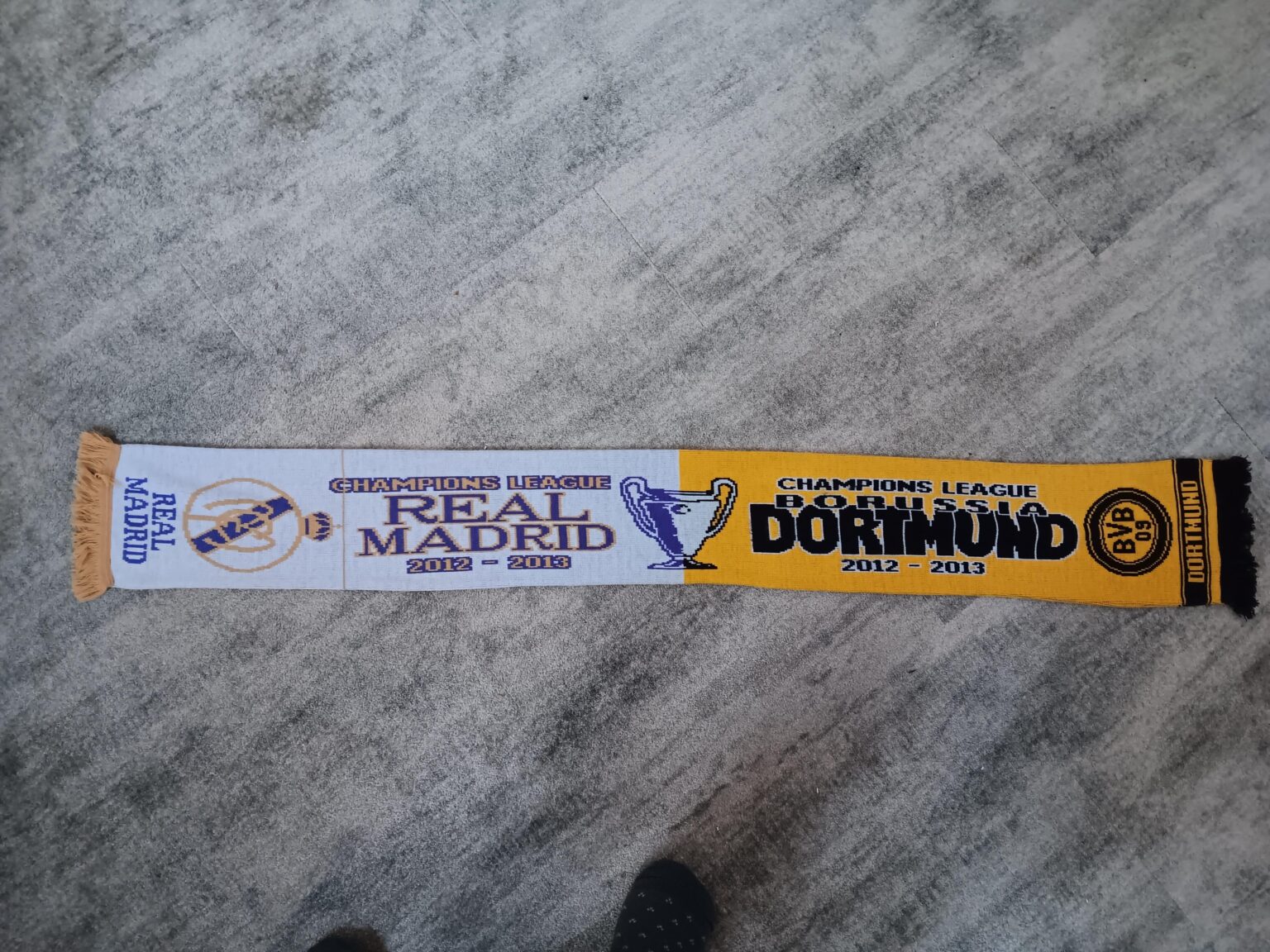 Found this gorgeous thing at home yesterday, I was wondering how rare is that scarf?