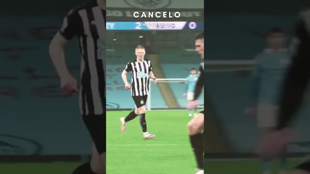 La Défense - João Cancelo