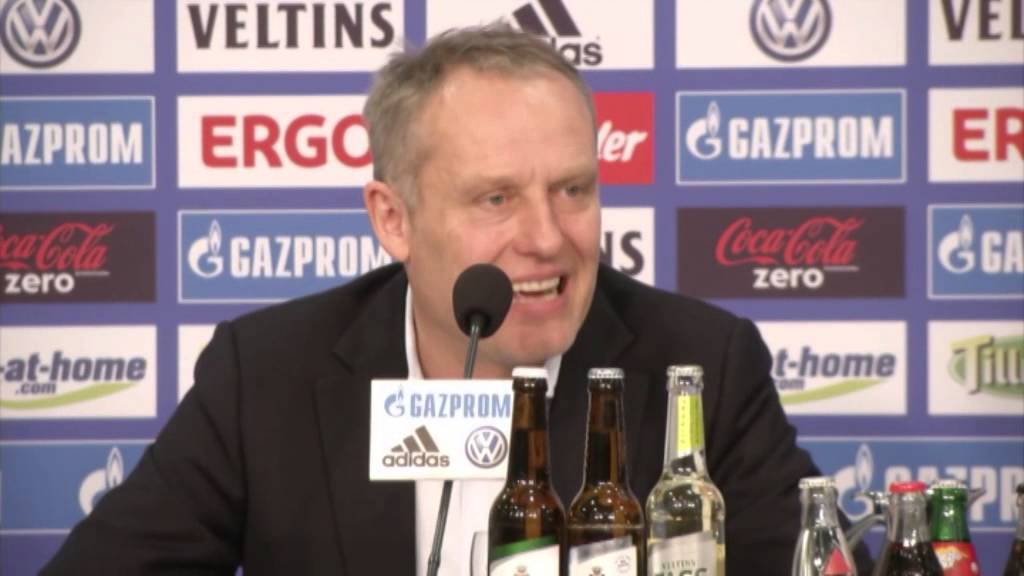 Christian Streich, Talente und Eigentore: “Ist halt Freiburg… ” | FC Schalke 04 – SC Freiburg 2:0 Christian Streich, Talente und Eigentore: "Ist halt Freiburg... " | FC Schalke 04 - SC Freiburg 2:0