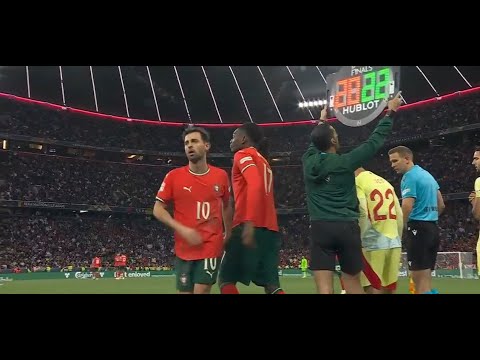 Rafael Leao Vs Spain