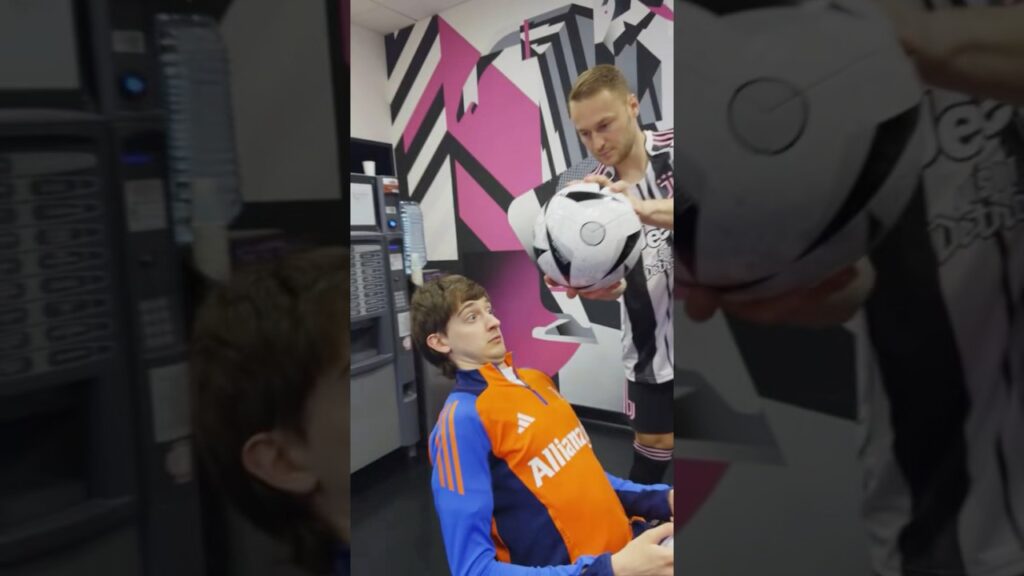 This transition is so cold 🥶👀 @oleki_vfx #juventus #koopmeiners #transition