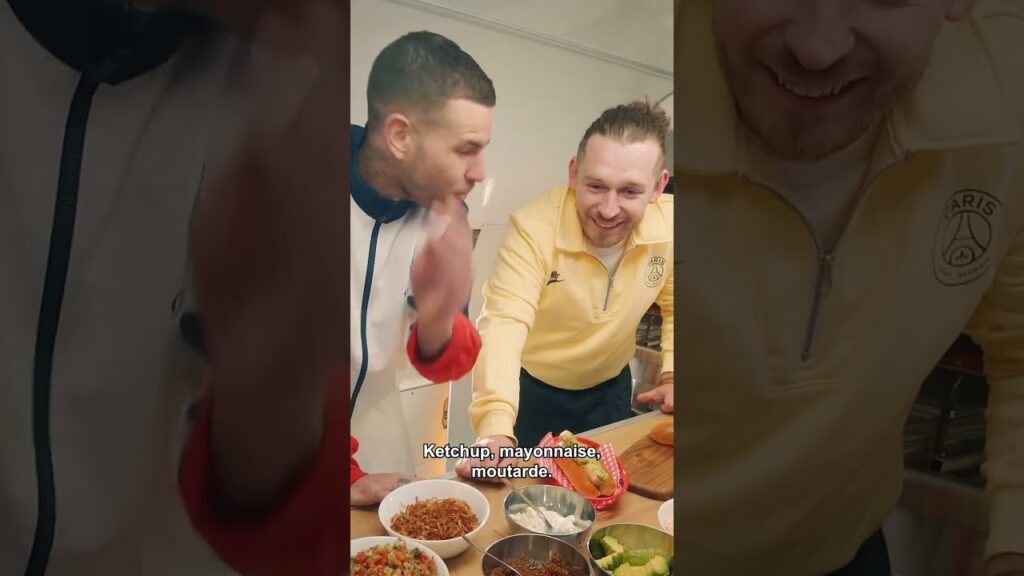 Lucas Hernandez shows us how he makes his hot dog! 🌭