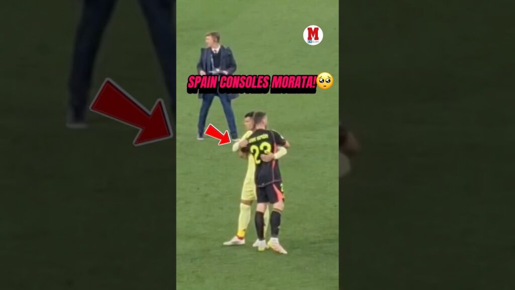 SPAIN CONSOLES MORATA AFTER HIS HEARTBREAKING MISS!👏🏻🥺#NationsLeagueFinal #Spain #Morata #UEFA