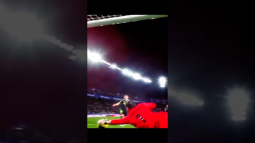 THIBAUT COURTOIS #courtois #laliga #goalkeeper #realmadrid #footballedits #viral #youtubeshorts