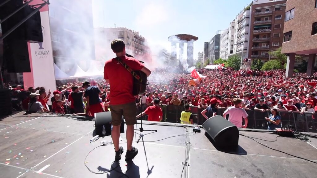 Jamie Webster / BOSS Night - Virgil Van Dijk Song - Plaza Felipe II - Madrid - 01.06.19