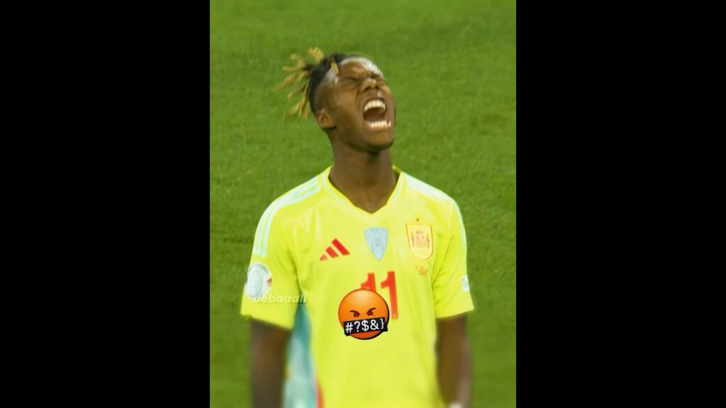 Nico Williams Unlucky Shots vs Portugal 😢