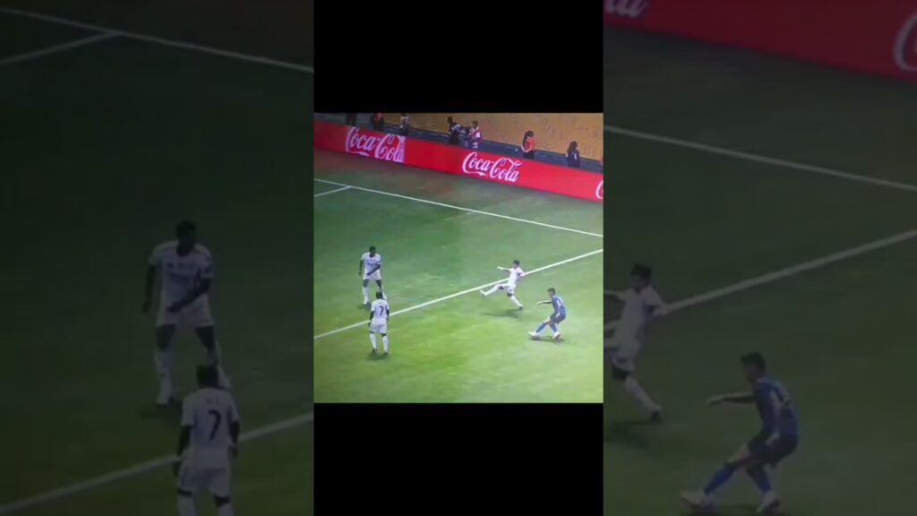 Joao cancelo skills#joaocancelo#skills #football #alhilal #realmadrid #1kviews #shorts #viralvideo