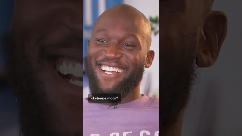 Wat bestelt Romelu Lukaku in de frituur?🍟 #Voetbal #romelulukaku