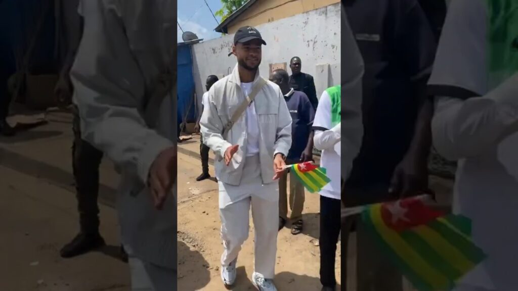 ❤️ Cody Gakpo au Togo pour se ressourcer pendant les vacances (Liverpool) #football #shorts