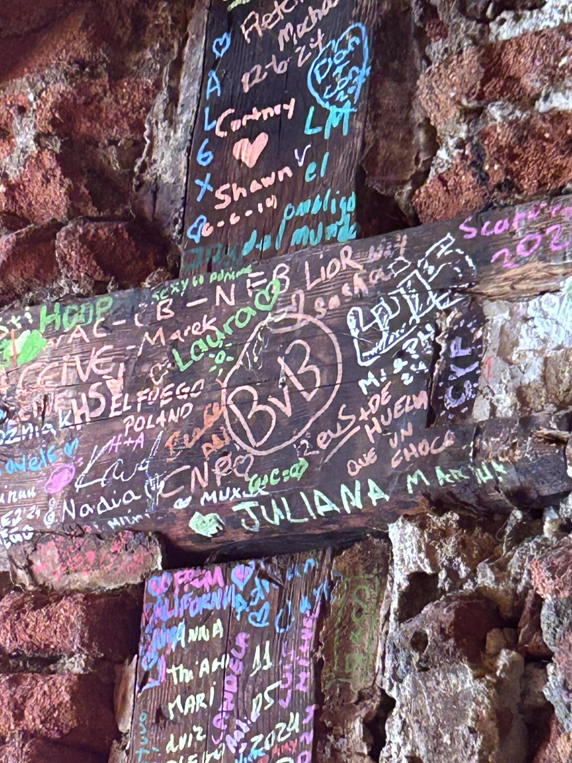 who wrote this in a Mexican restaurant in Madrid ?