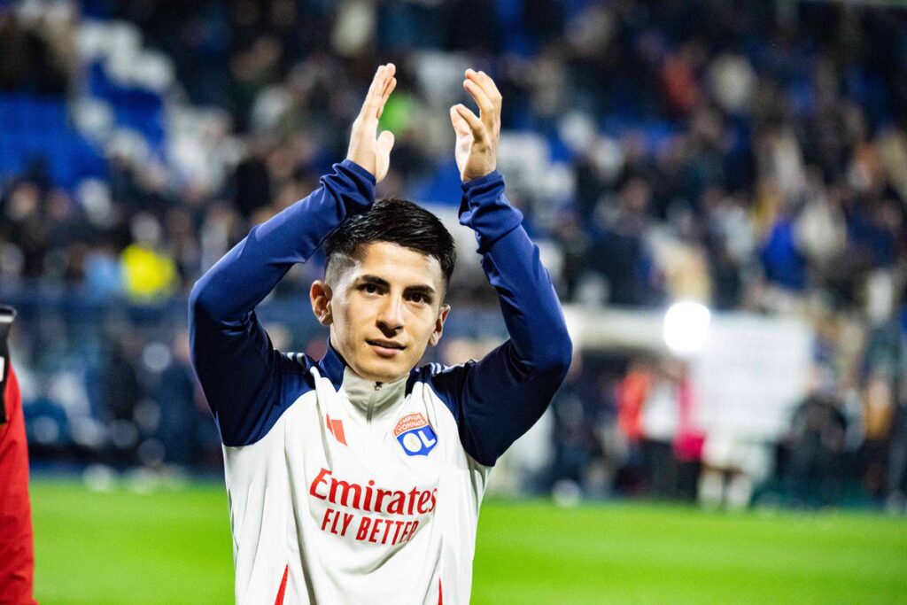 Descida do Lyon pode ajudar Benfica a contratar Almada | Abola.pt | Abola.pt
