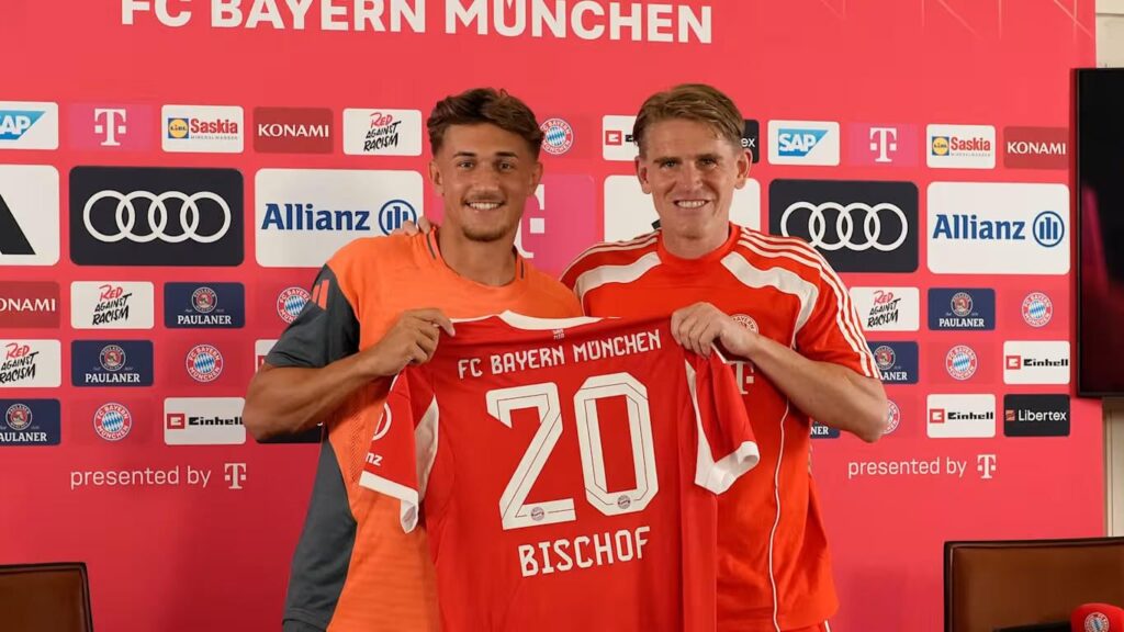 Tom Bischof officially presented as Bayern player [Press Conference]