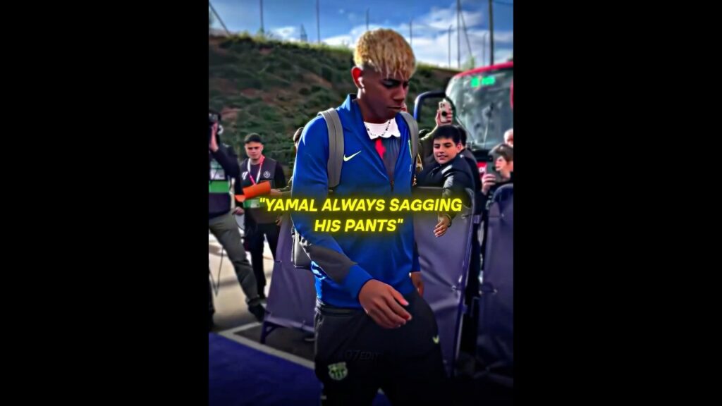 Hansi Flick X Yamal saggy pant 💀😅
