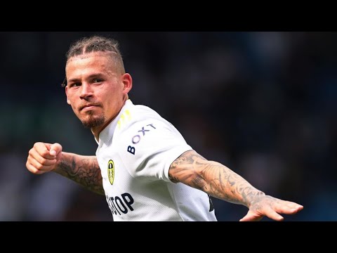 Kalvin Phillips last celebrate with Leeds fans at Elland Road 😢