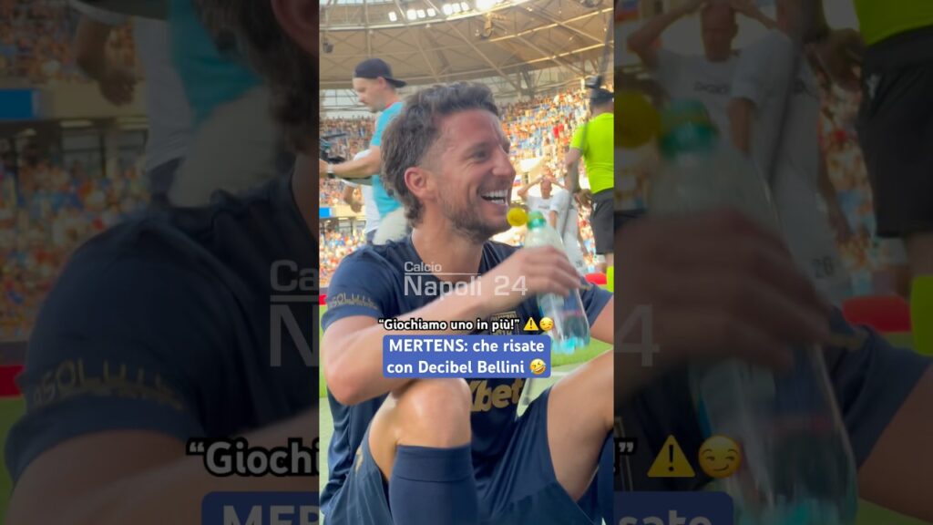 DRIES MERTENS, che risate 🤣 Sentite cosa dice con DECIBEL BELLINI 🗣️