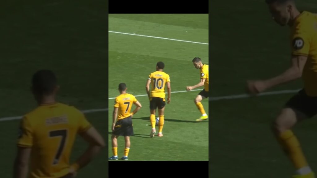 Between these two free-kicks ? which one is the best ? Pablo Sarabia Vs Ashley Young