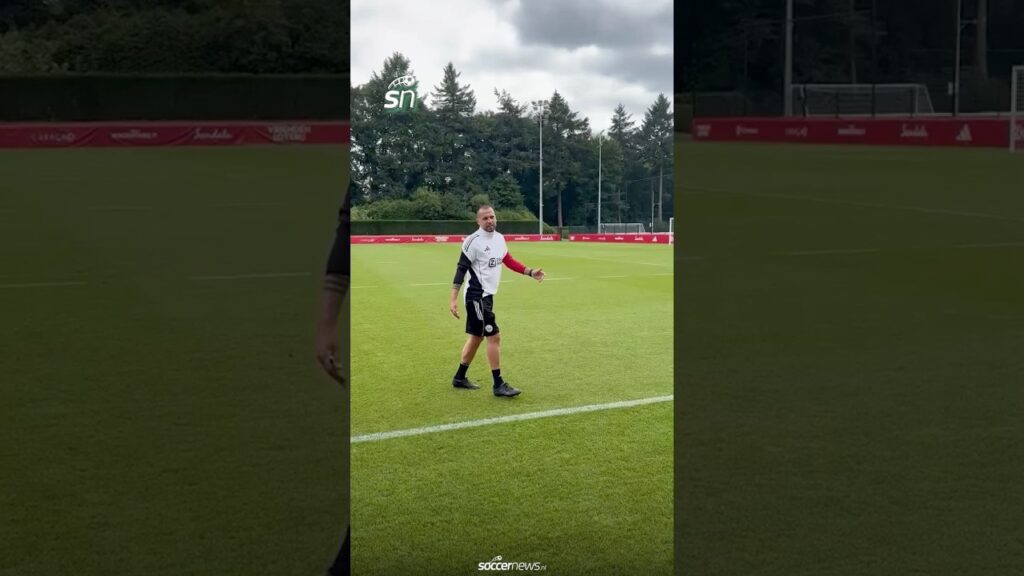 Remko Pasveer 🆚 John Heitinga 👀🥜🤪