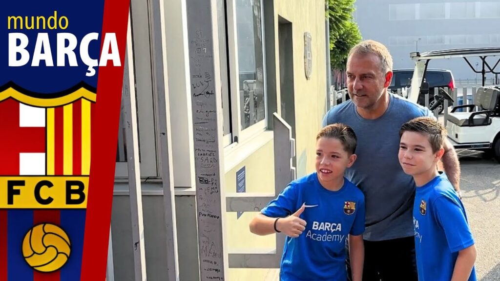 BARÇA | El entrenador azulgrana Hansi Flick ha sido aclamado a su llegada a la Ciutat Esportiva