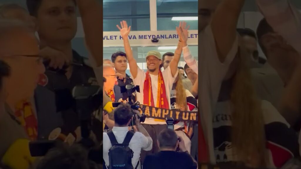 Leroy Sané praised by Galatasaray fans! His transfer from Bayern to them is almost done!