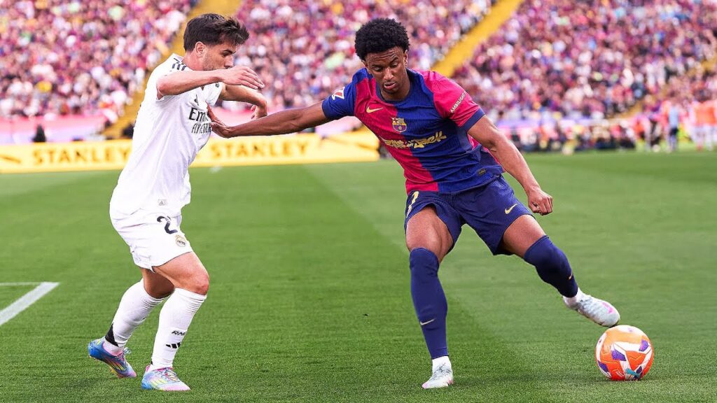 Alejandro Balde 2025 - Dribbling Skills & Goals.