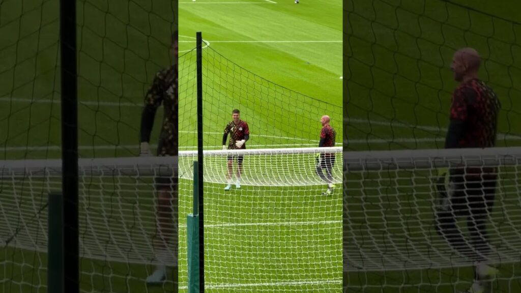 Newcastle goalkeeper warming up. Nick pope. Celtic v nufc. 19.7.25