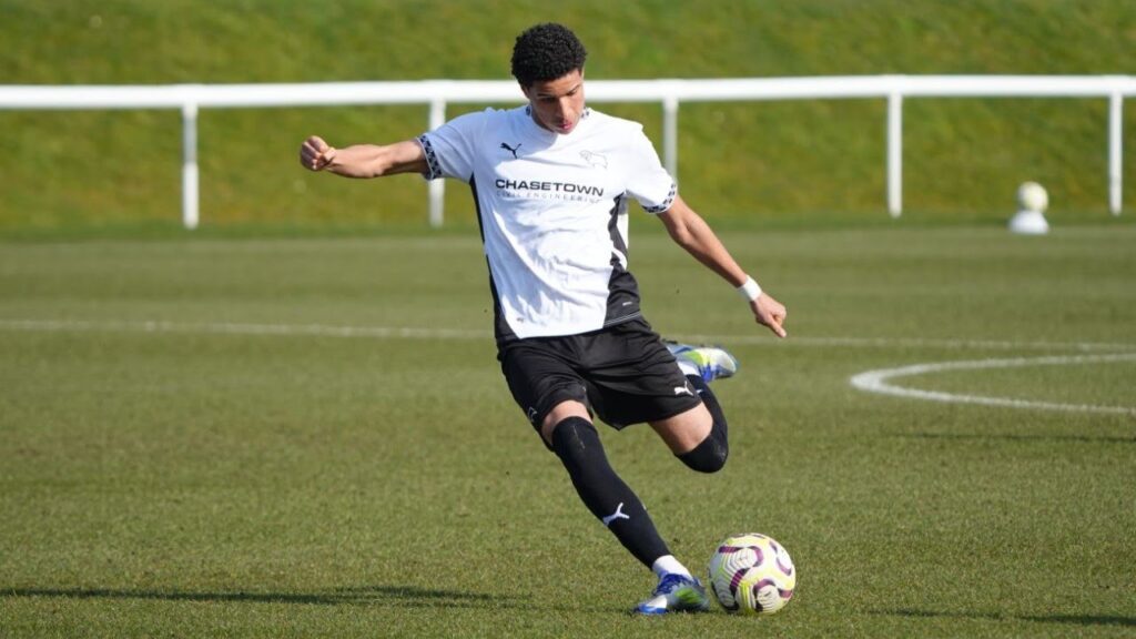 Demiane Agustien Skills & Goal vs Man City U18 ► Welcome To Arsenal