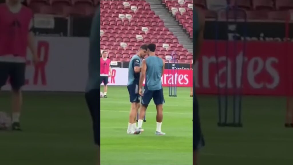 WILLIAM SALIBA REVENGE ON KIA HAVERTZ IN SINGAPORE TRAINING#arsenal #trending #sports #football #afc