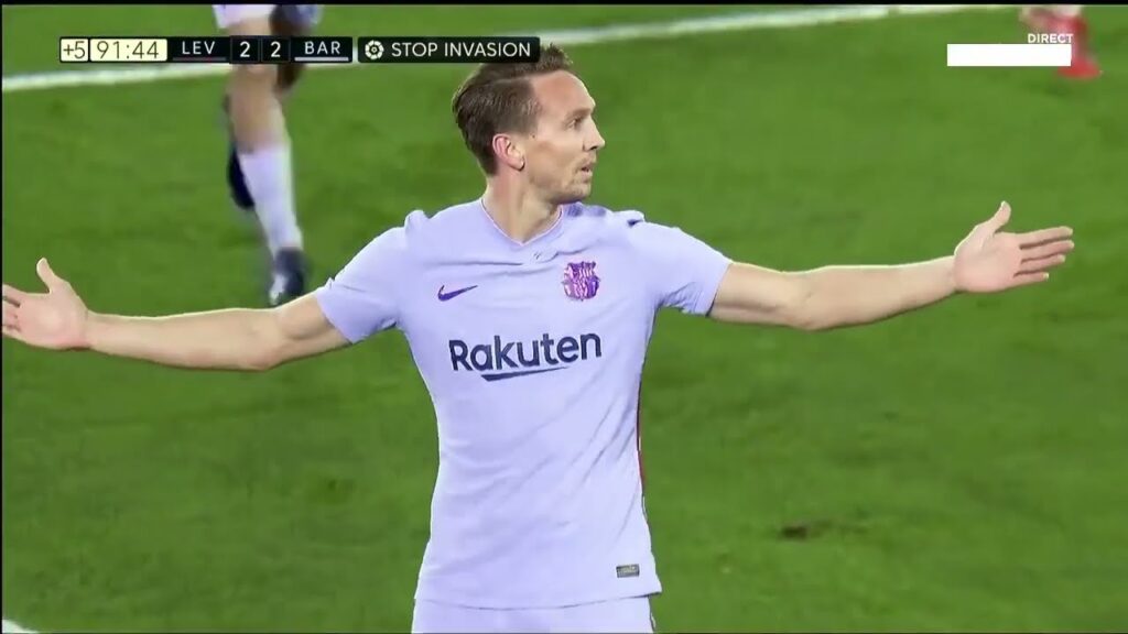 ⚽  GOL DE LUUK DE JONG EN EL 90' + 5  | Levante 2 - 3 FC Barcelona ⚽
