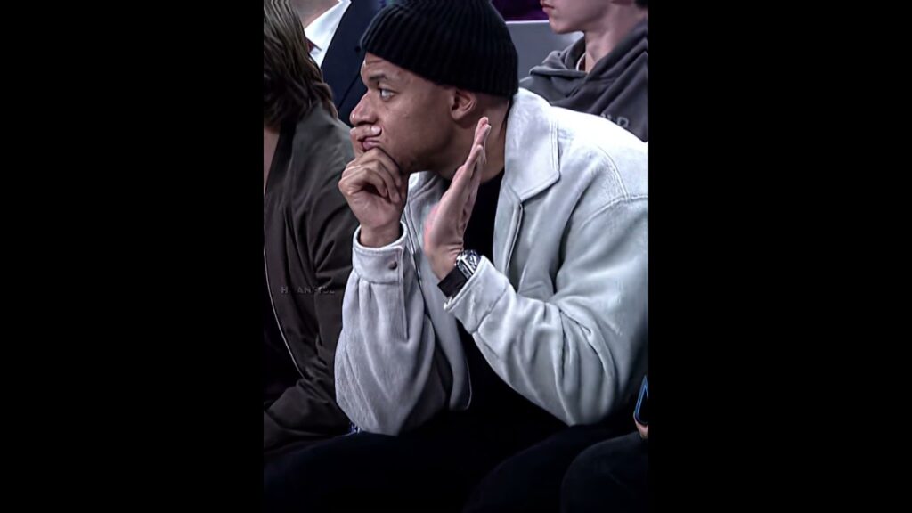 Mbappe Has A Passion For Basketball 🏀😲