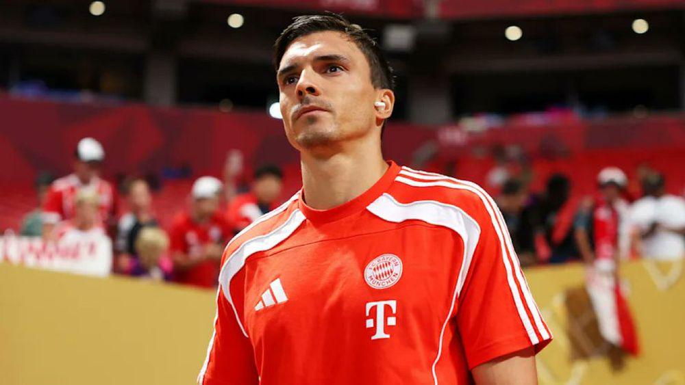 Inter are considering a move for João Palhinha. Bayern would be willing to negotiate a transfer fee of €25-30 million [@altobelli13]