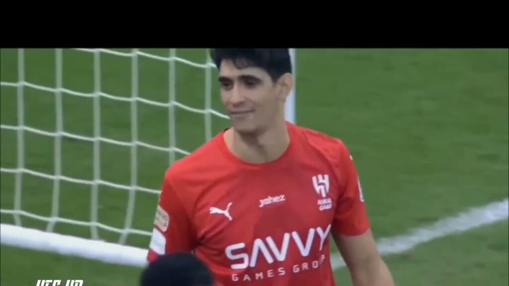 ياسين بونو لحظات استخدام حدسه الخارق لإيقاف الكرة ⚽🔥🔥| الدوري _السعودي