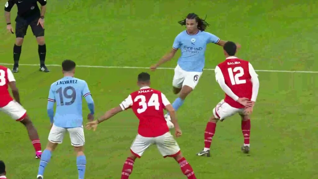 Manchester City 1 - 0 Arsenal, Erling Haaland s'illustre bien, Nathan Aké marque, Qualif 8è FA Cup.